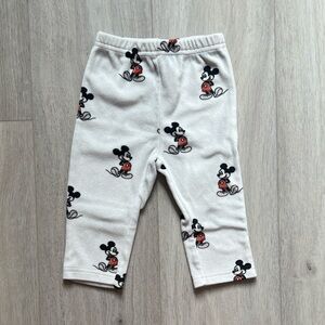 Mickey Mouse Disney Baby White Fuzzy Pants Size 6/9 Months